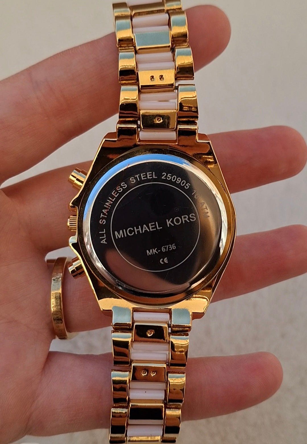 montres MICHAEL KORS en acier inoxydable