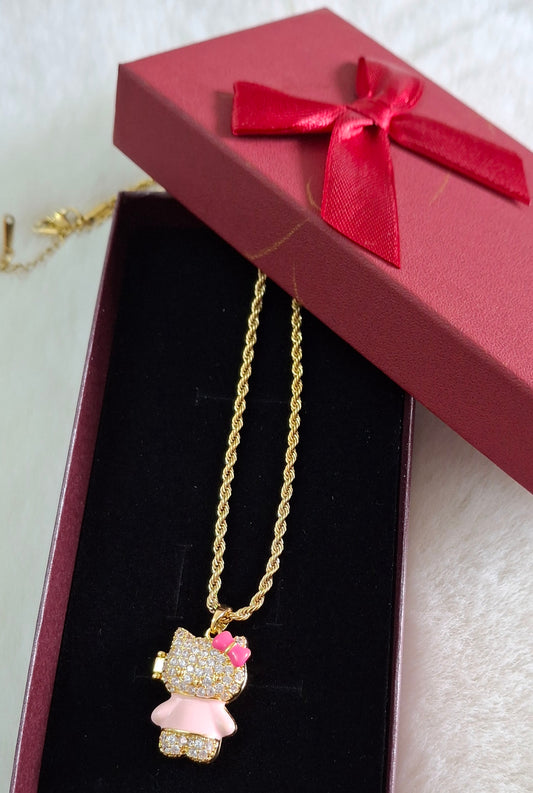 chaine avec pendentif HELLO KITTY en acier inoxydable